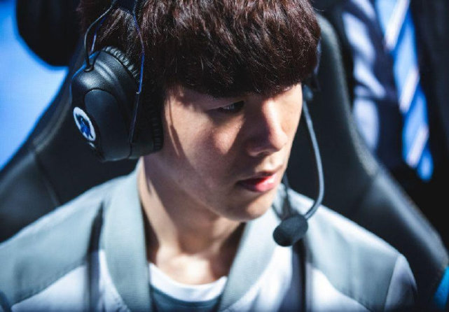 逐渐成长为 逐渐成长为