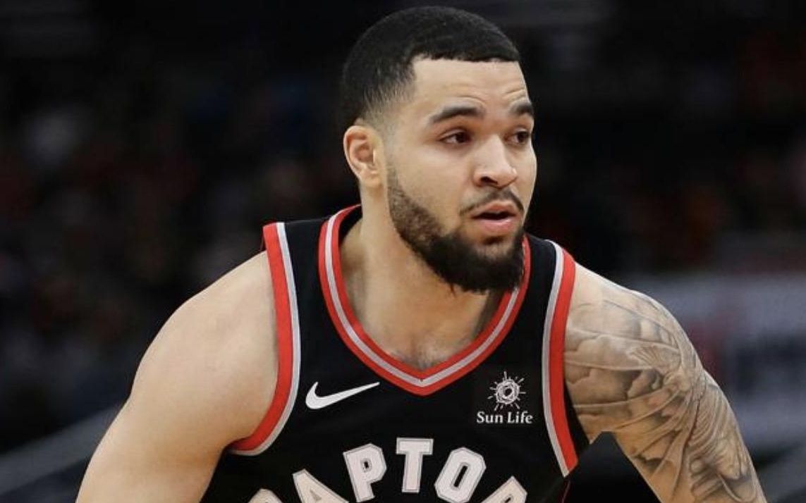 仅让球迷略 仅让球迷略